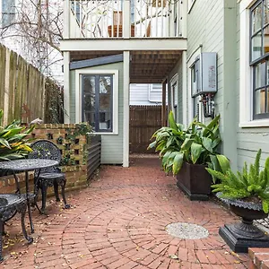  Holiday home Huntingdon House United States