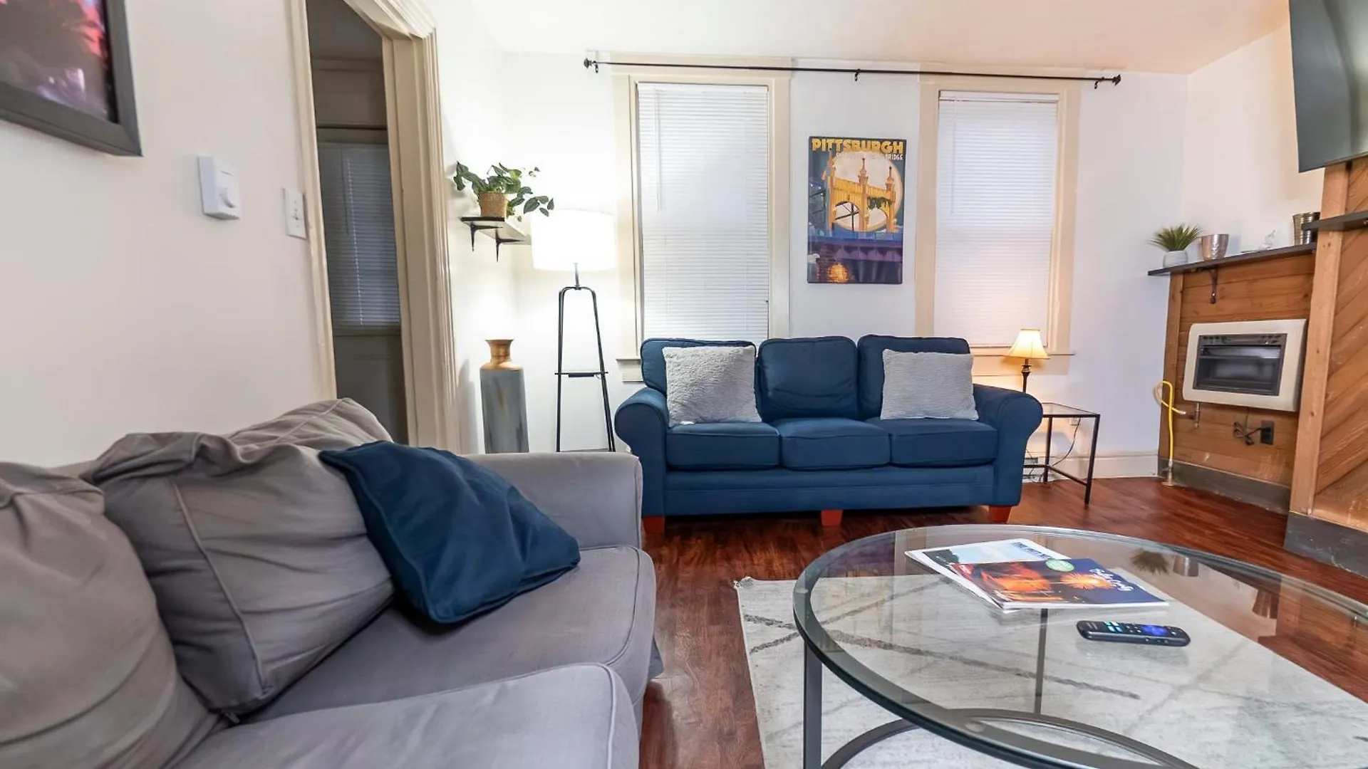 פיטסבורג 1 Bedroom - Parking - Amazing View Nearby! דירה