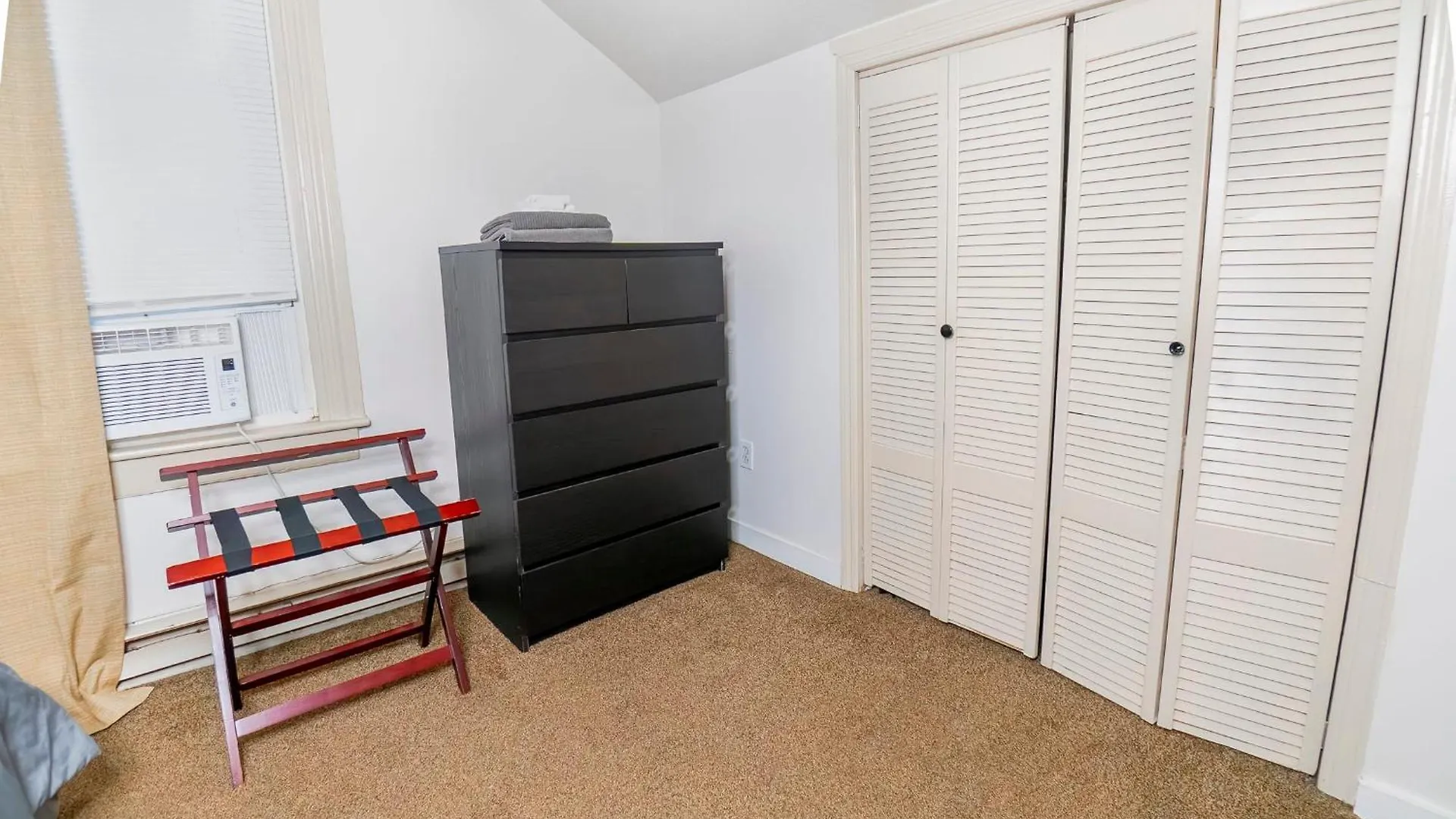 פיטסבורג 1 Bedroom - Parking - Amazing View Nearby!